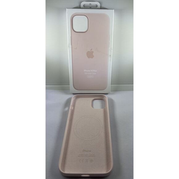 iPhone 14 Plus Apple Silicone Case-MagSafe-Chalk Pink-Genuine-open Box - Picture 4 of 5